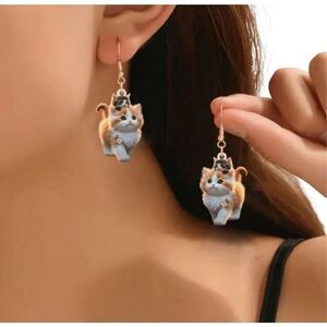 Kitten Earrings